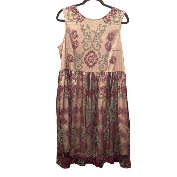 Sundance Dresses & Skirts - Sundance Women Size‎ 14 Embroidered Tulle Midi Dress Champagne Burgundy Floral